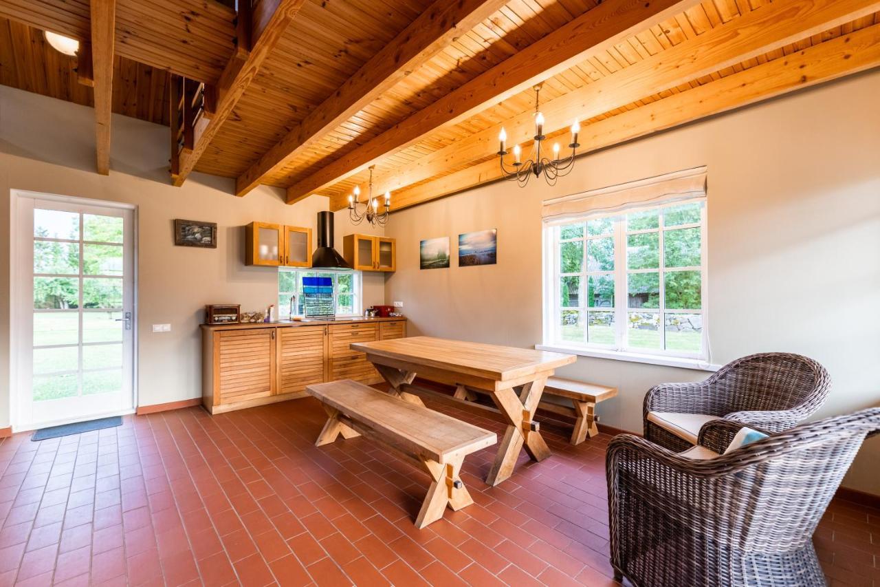 Holmiranna Holiday Homes Kungla Exterior photo